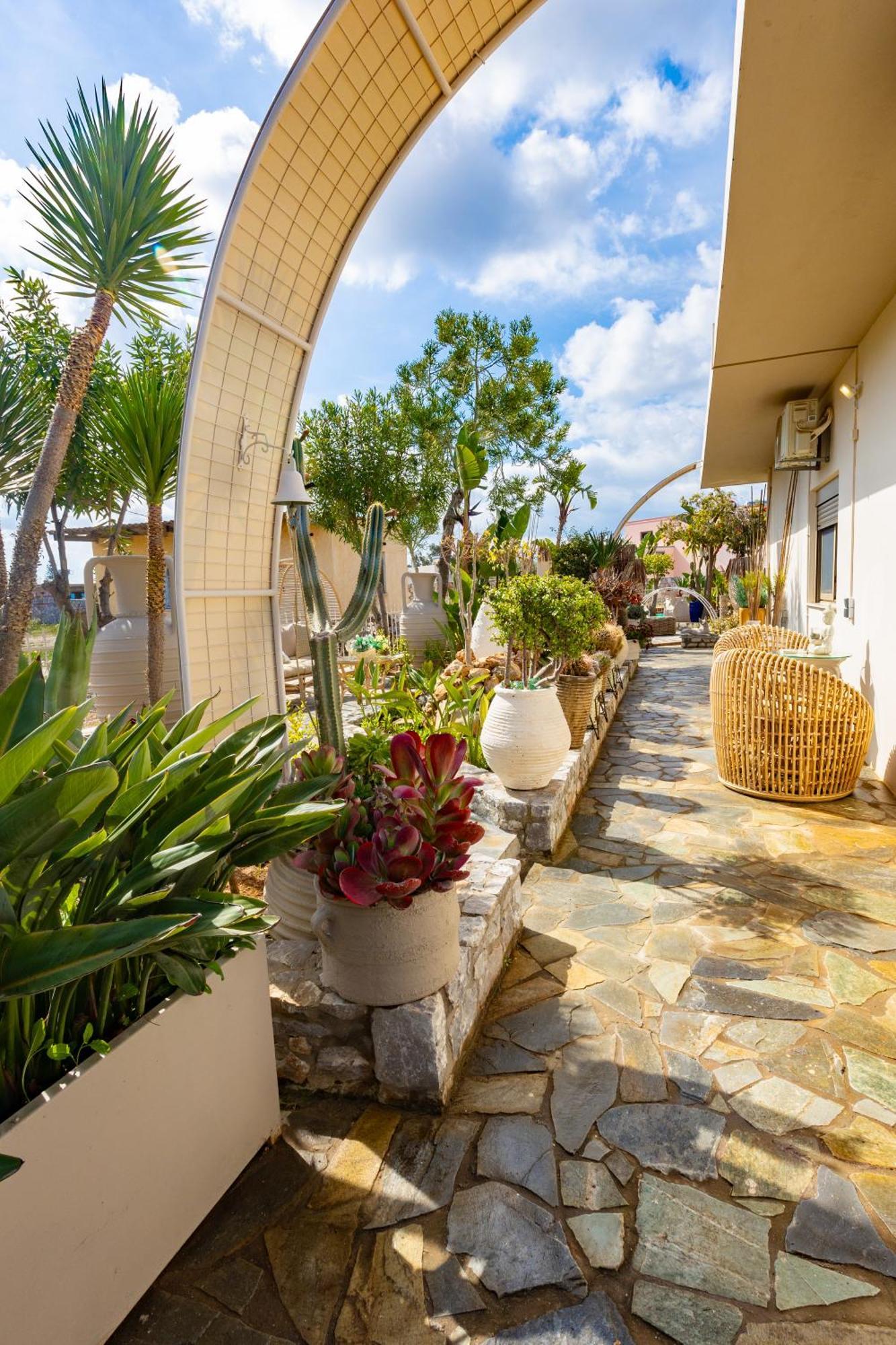 Renas Secret Garden House Villa Ханя Екстериор снимка