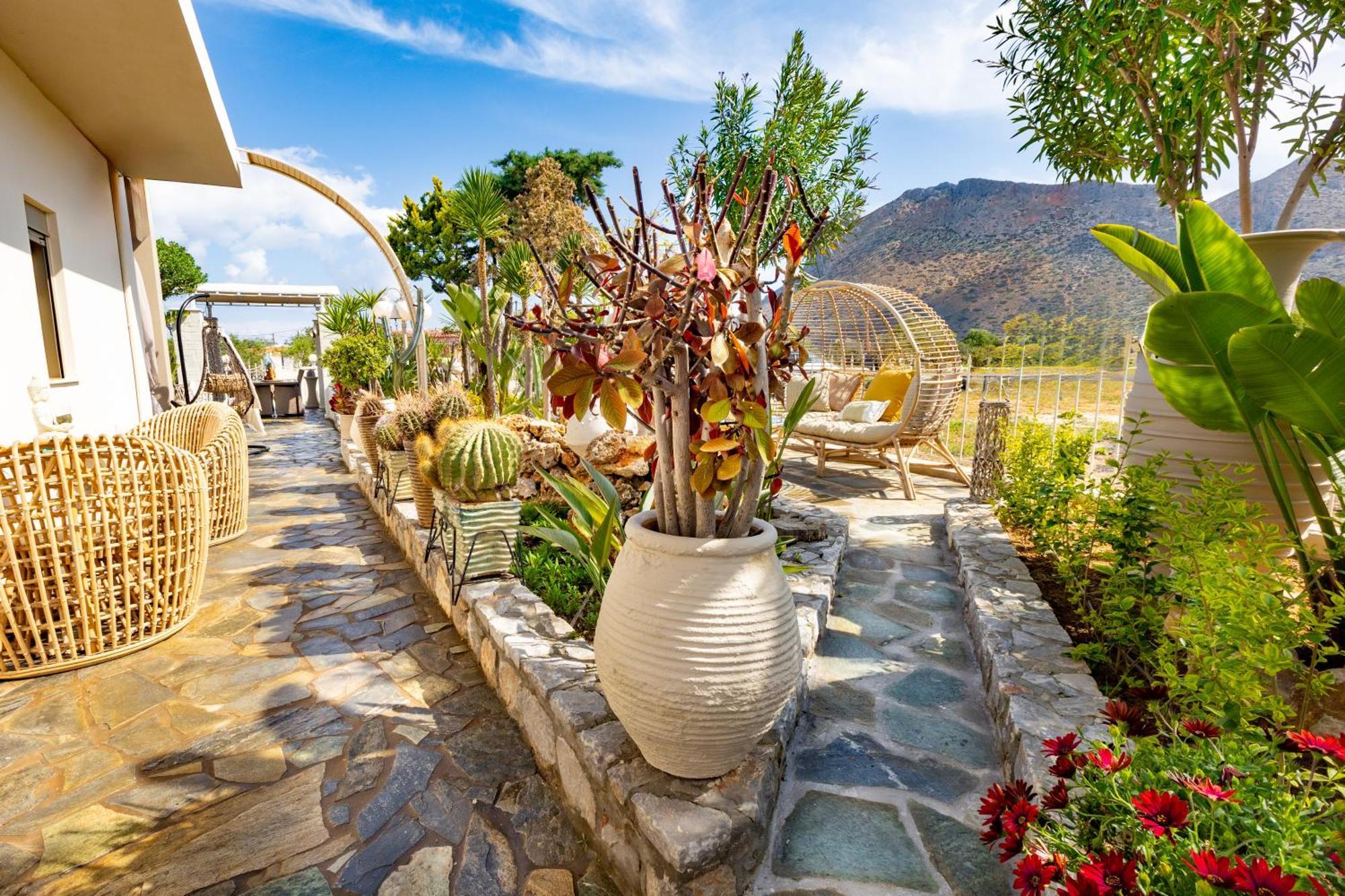 Renas Secret Garden House Villa Ханя Екстериор снимка